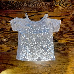Girls cold shoulder tee size S 7/8 NWT